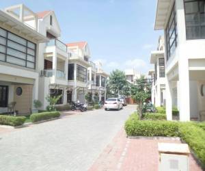 4 bhk Bungalow/Villa for sale in Science City