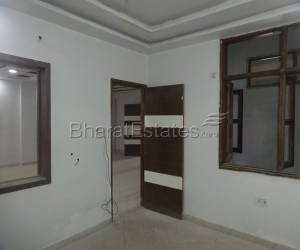 4 bhk Apartment/Flat for sale in Rohini