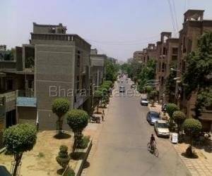 3 BHK Floor for rent in Sector 30, Jalvayu Vihar Society