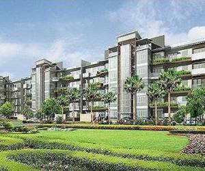  3 BHK available for rent on Golf Course Extension Road