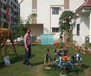 2 bhk Apartment/Flat for rent in AB Road