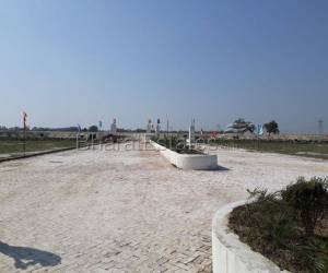 Plot/Land for rent in Sultanpur Road
