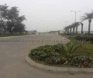  DLF Garden City - Plots @ 60 Lacs (All Inclusive)