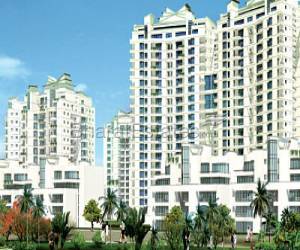 6 bhk Bungalow/Villa for sale in Omi Crown