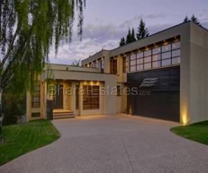 6 bhk Bungalow/Villa for sale in Karkhana