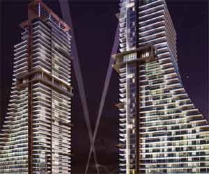 Amanora-Gateway-Towers