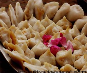 ganesh-festival-2013-modak