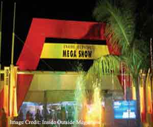 inside-outside-megashow